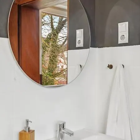 Dd Homes - Haus Im Grünen - 7 Betten,3 Sz,terrasse,110 Qm * Andernach