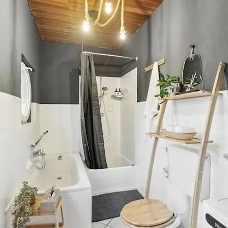 Apartment Dd Homes - Haus Im Grünen - 7 Betten,3 Sz,terrasse,110 Qm *