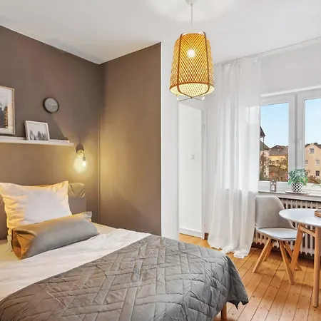 Apartment Dd Homes - Haus Im Gruenen - 7 Betten,3 Sz,terrasse,110 Qm *