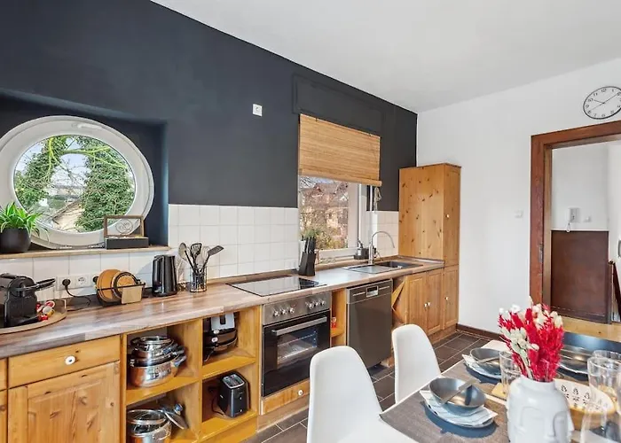 Apartamento Dd Homes - Haus Im Grünen - 7 Betten,3 Sz,terrasse,110 Qm