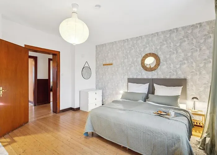 Dd Homes - Haus Im Grünen - 7 Betten,3 Sz,terrasse,110 Qm Apartamento *