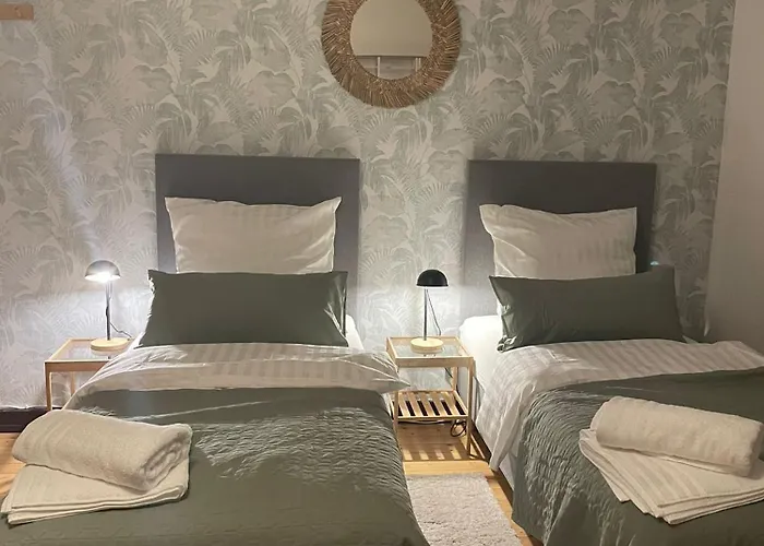 Apartamento Dd Homes - Haus Im Grünen - 7 Betten,3 Sz,terrasse,110 Qm